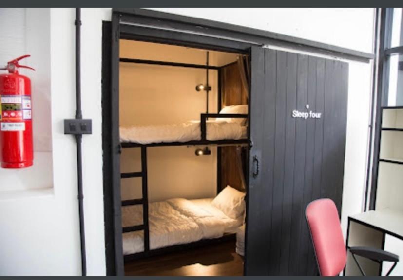 Nearthepark Backpack Boutique House Hostel Чиангмай Екстериор снимка